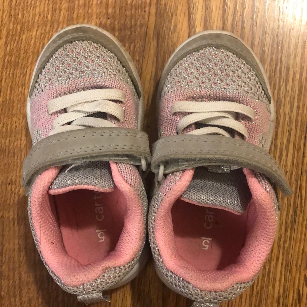 Toddler tennis shoes